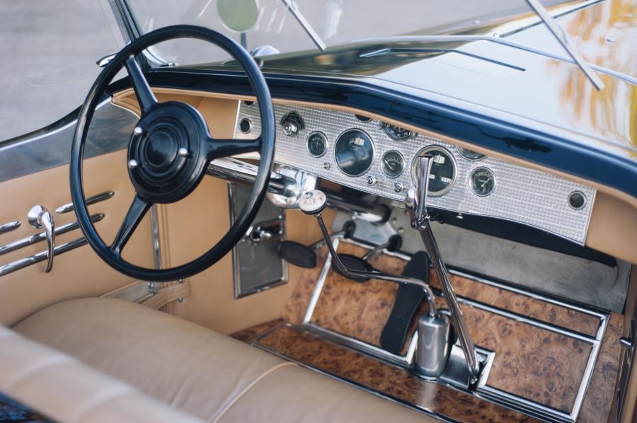  Duesenberg Model J Tourster by Derham 1931 года  (фото 14 из 17)